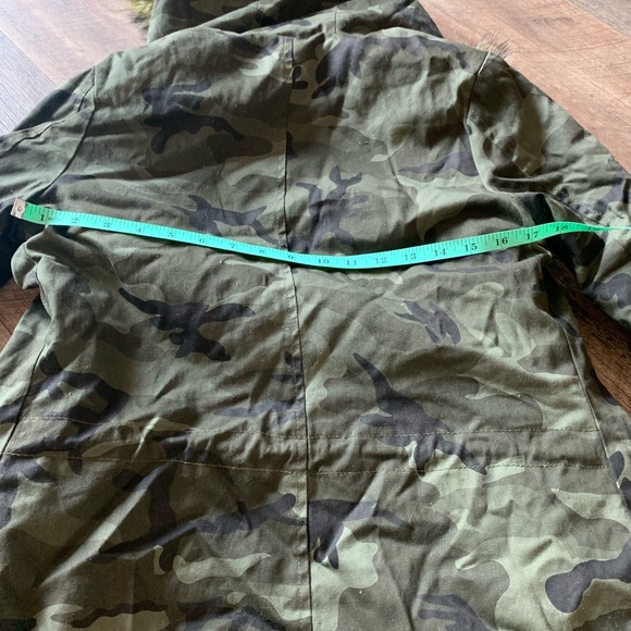 Super cozy faux fur camo jacket - Picture 8 of 9